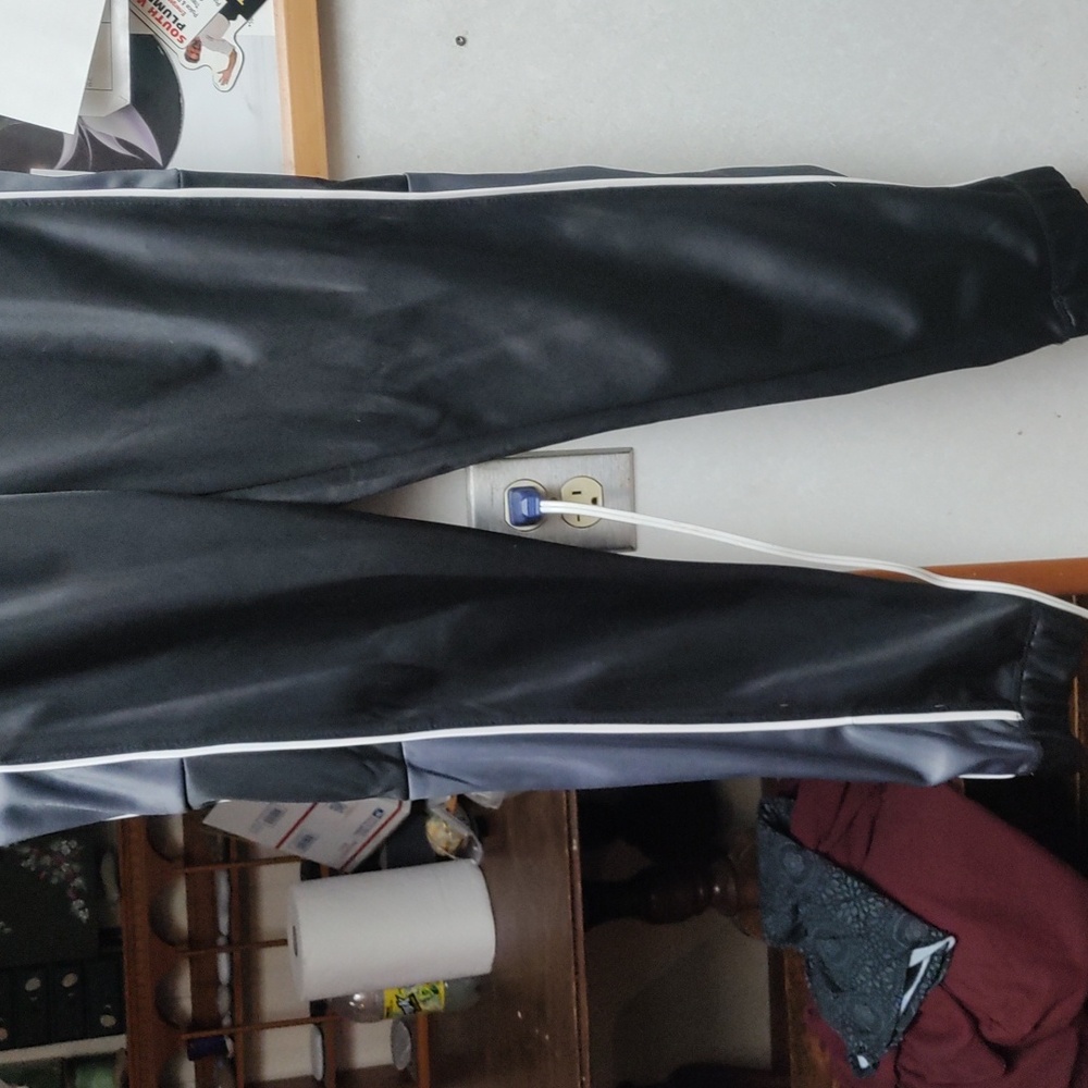 Boys xl 18 body glove athletic pants barley used worn one son hates pants